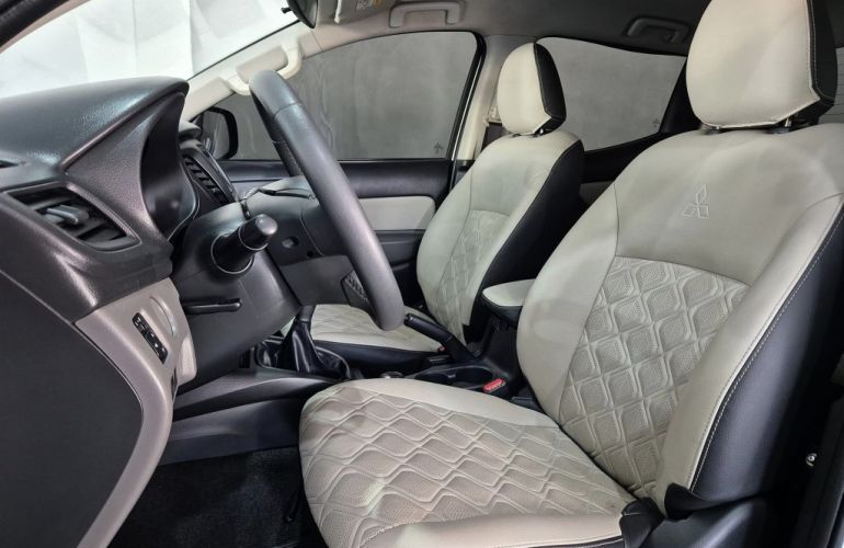 Mitsubishi L200 Triton Sport 2.4 DID-H GL 4WD - Foto #7