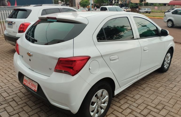 Chevrolet Onix 1.0 LT (Flex) - Foto #5