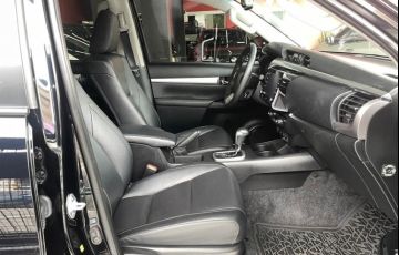 Toyota Hilux 2.8 Srx 4x4 CD 16v - Foto #9