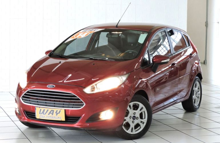 Ford Fiesta 1.6 SE Hatch 16v - Foto #1