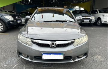 Honda Civic 1.8 LXS 16v - Foto #2