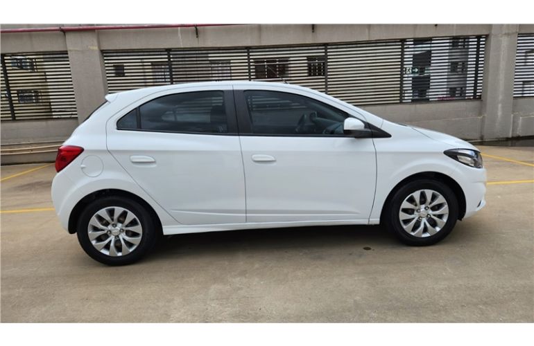 Chevrolet Onix 1.4 MPFi LT 8V Flex 4p Manual - Foto #6