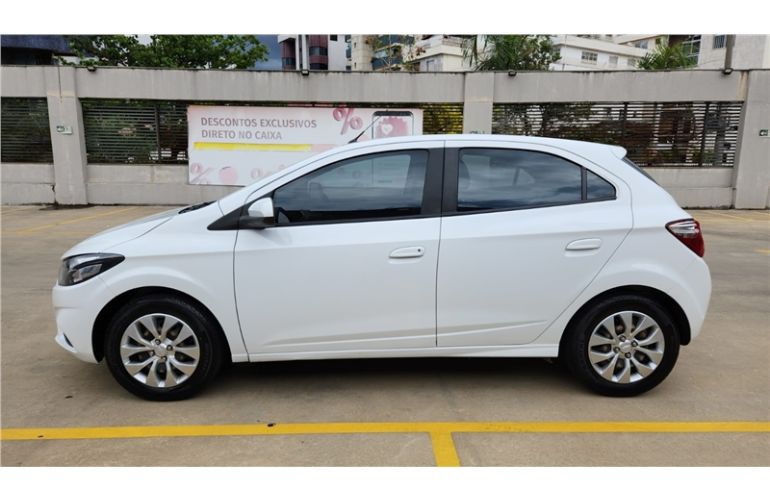 Chevrolet Onix 1.4 MPFi LT 8V Flex 4p Manual - Foto #7
