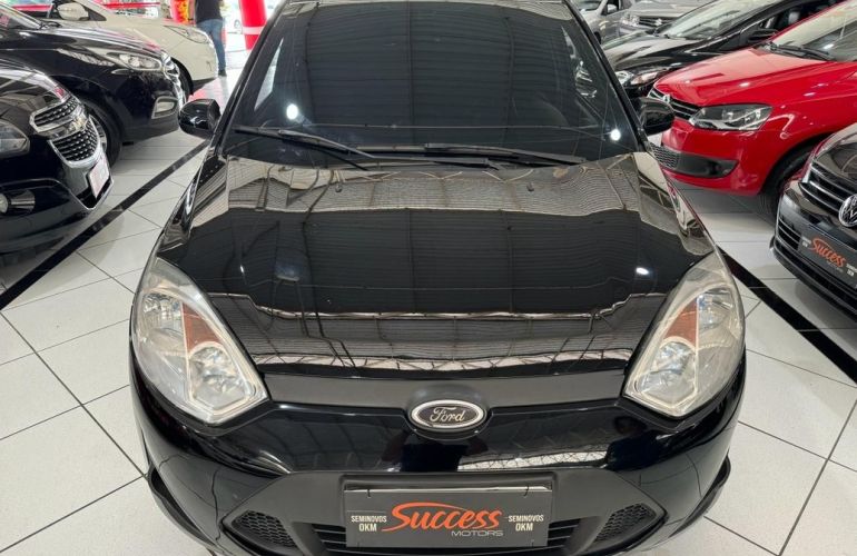 Ford Fiesta 1.6 Rocam Hatch 8v - Foto #3