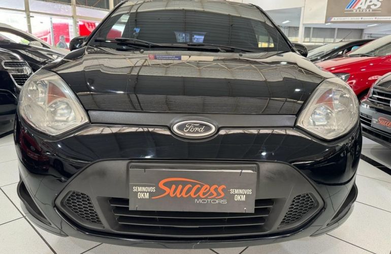 Ford Fiesta 1.6 Rocam Hatch 8v - Foto #4