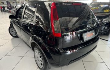 Ford Fiesta 1.6 Rocam Hatch 8v - Foto #5