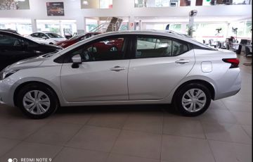 Nissan Versa 1.6 Sense CVT