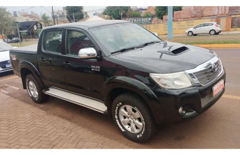 Toyota Hilux 3.0 TDI 4x4 CD SRV (Aut) - Foto #1