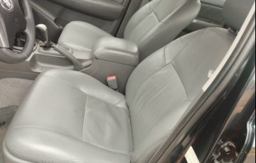 Toyota Hilux 3.0 TDI 4x4 CD SRV (Aut) - Foto #3