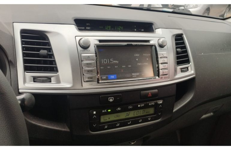 Toyota Hilux 3.0 TDI 4x4 CD SRV (Aut) - Foto #5