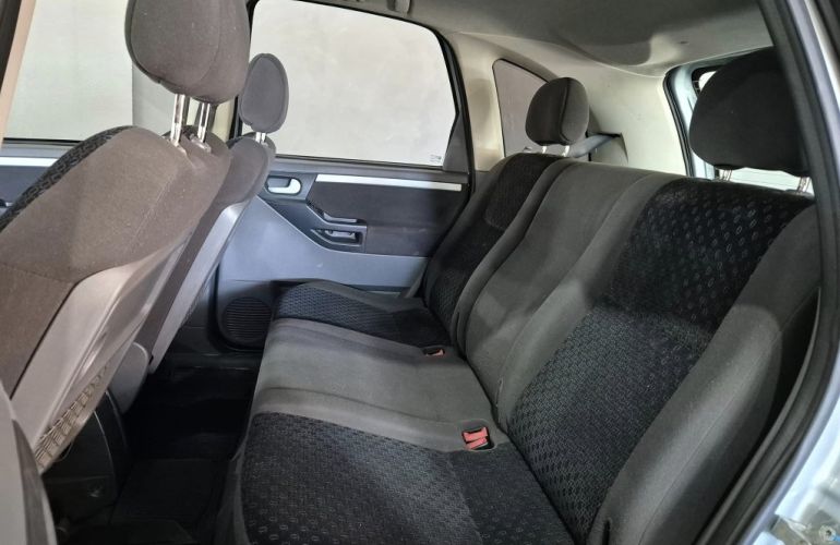 Chevrolet Meriva Premium 1.8 (Flex) (easytronic) - Foto #8