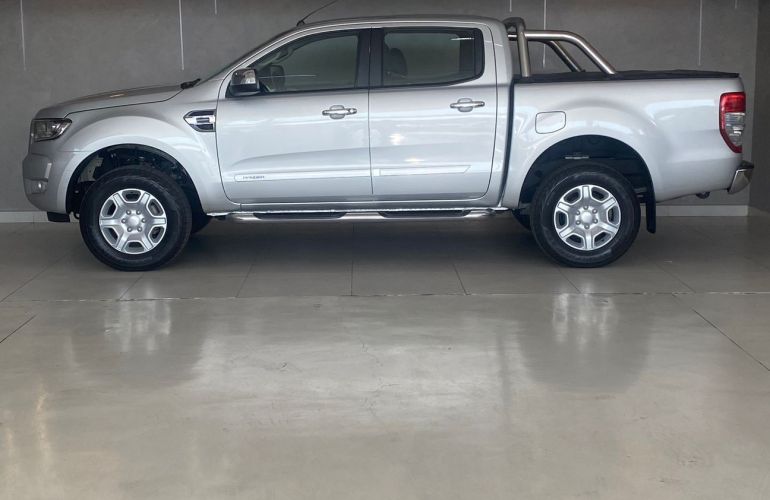 Ford Ranger 2.5 Xlt 4x2 CD 16v - Foto #3