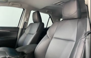Toyota Hilux Sw4 2.8 D-4d Turbo Srx Platinum 7l 4x4 - Foto #10