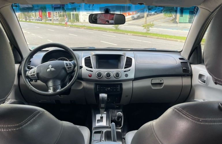 Mitsubishi L200 Triton 2.4 16V Turbo Sport Hpe CD 4x4 - Foto #6