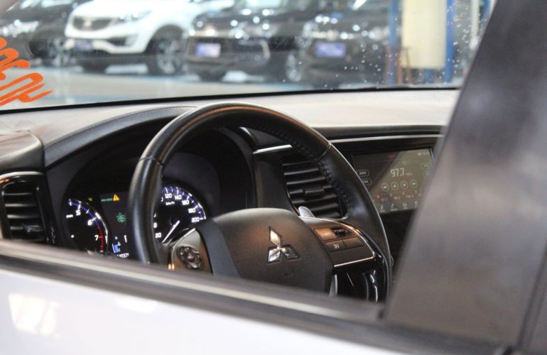 Mitsubishi Outlander 2.0 Mivec Hpe - Foto #4