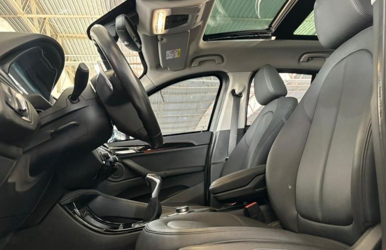 BMW X1 2.0 16V Turbo Sdrive20i - Foto #8