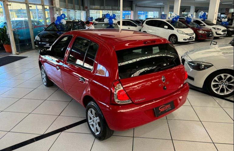 Renault Clio 1.0 Expression 16v - Foto #4