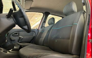 Renault Clio 1.0 Expression 16v - Foto #10
