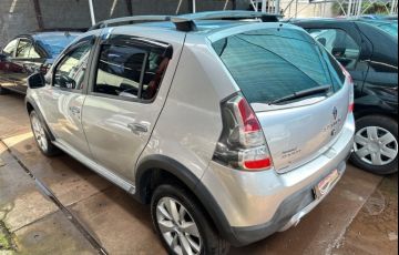 Renault Sandero Stepway 1.6 16V (Flex) - Foto #5