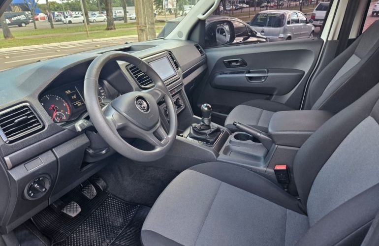 Volkswagen Amarok 2.0 S 4x4 TDi (Cab Dupla) - Foto #4