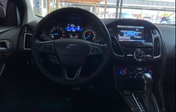 Ford Focus Hatch Titanium 2.0 16V (Aut) - Foto #10