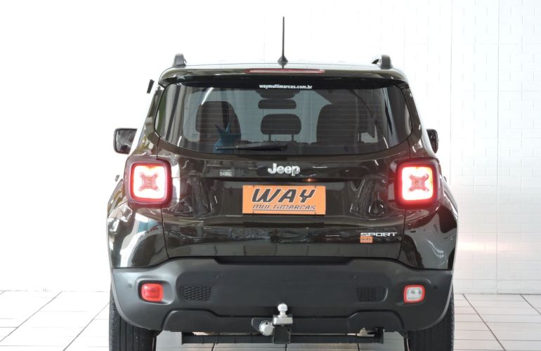 Jeep Renegade 1.8 16V Sport - Foto #8