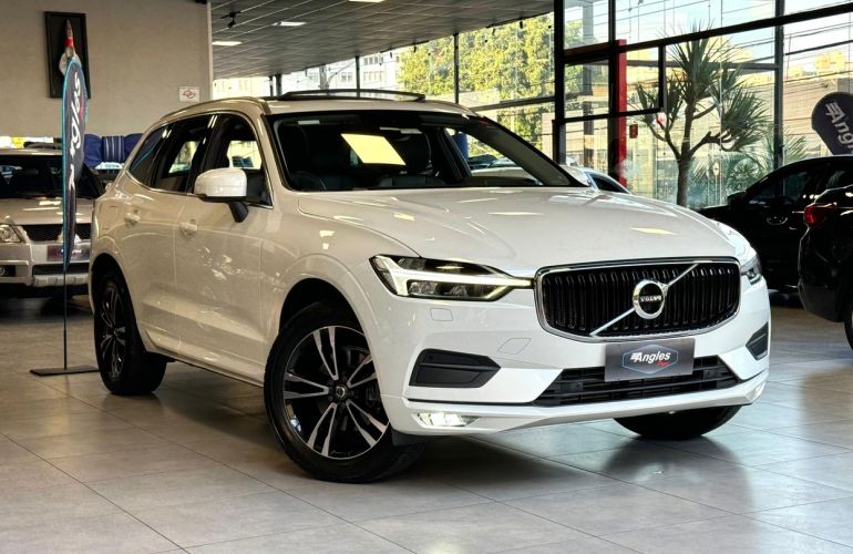 Volvo XC60 2.0 T5 Momentum AWD - Foto #1