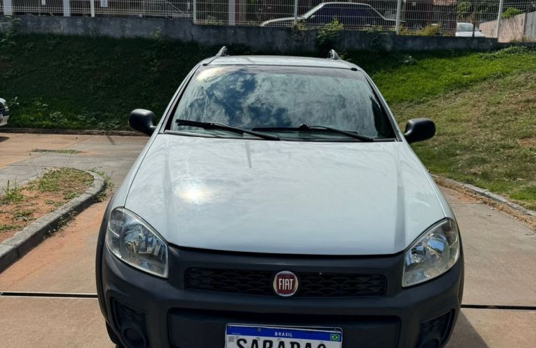 Fiat Strada 1.4 MPi Working CS 8v - Foto #1