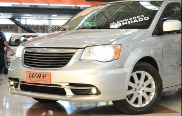 Chrysler Town & Country 3.6 Touring V6 24v - Foto #5