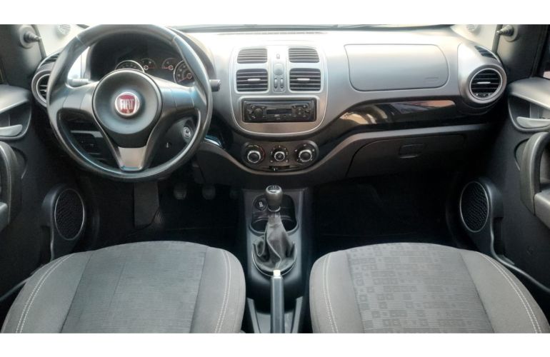 Fiat Palio 1.0 MPi Attractive 8V Flex 4p Manual - Foto #7