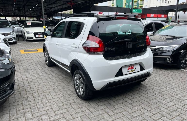 Fiat Mobi 1.0 Evo Trekking - Foto #9