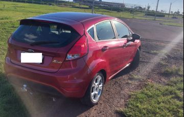 Ford New Fiesta SE 1.6 16V - Foto #5