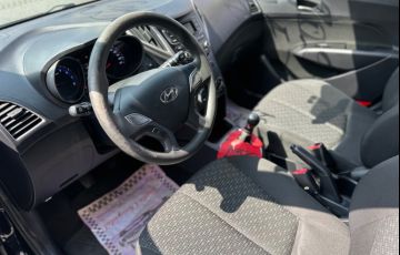 Hyundai Hb20 1.0 Unique 12v - Foto #8