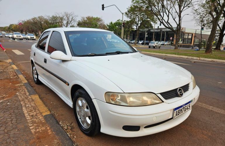 Chevrolet Vectra GLS 2.2 MPFi - Foto #8