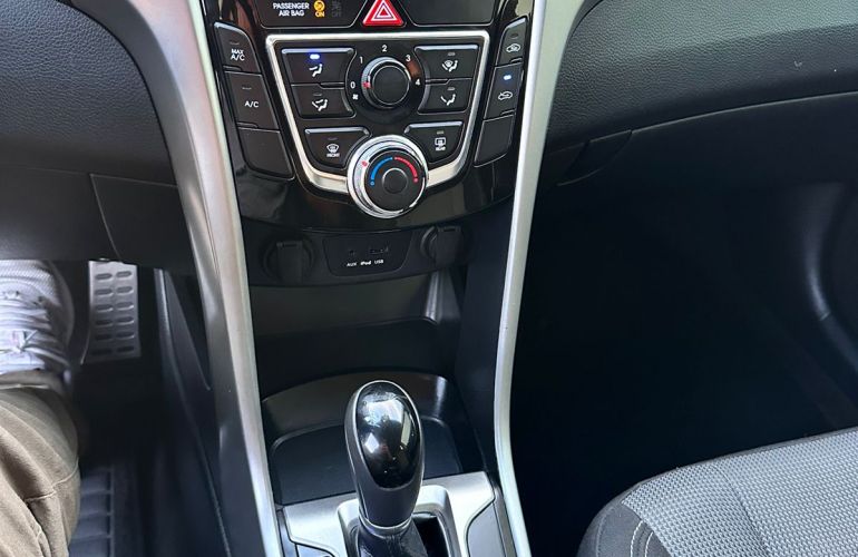 Hyundai I30 GLS 1.8 16V MPI (Aut) C180 - Foto #4