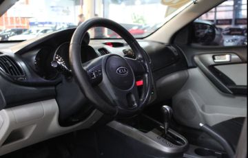 Kia Cerato 1.6 Ex2 Sedan 16v - Foto #3
