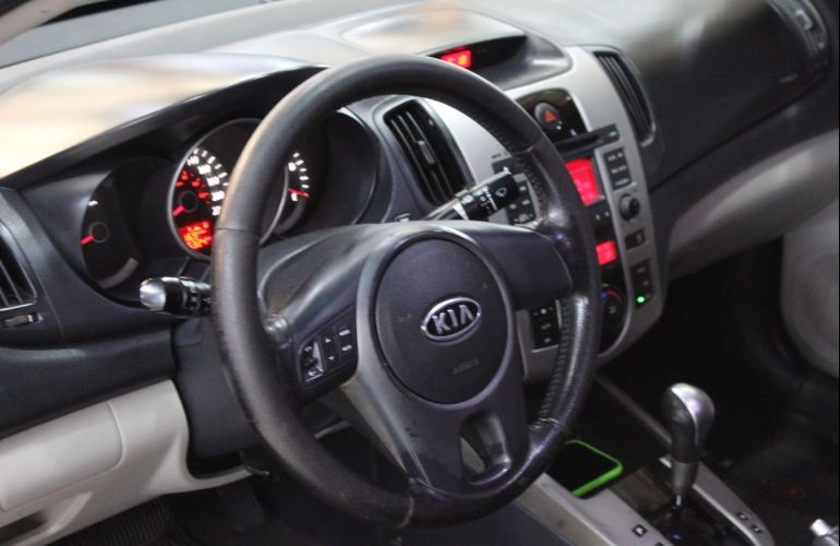 Kia Cerato 1.6 Ex2 Sedan 16v - Foto #4