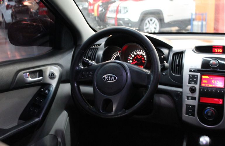 Kia Cerato 1.6 Ex2 Sedan 16v - Foto #10