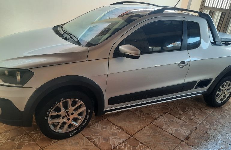 Volkswagen Saveiro Cross 1.6 16v MSI CE (Flex) - Foto #4