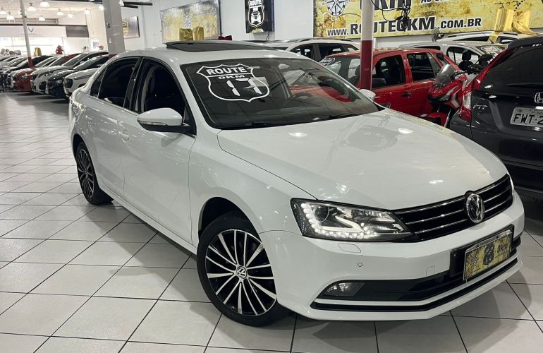 Volkswagen Jetta 2.0 TSi Highline 211cv - Foto #1