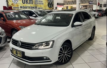 Volkswagen Jetta 2.0 TSi Highline 211cv - Foto #2
