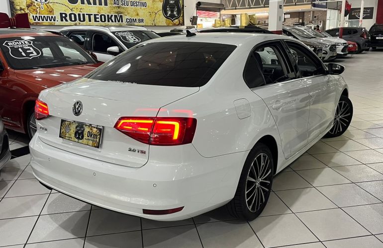 Volkswagen Jetta 2.0 TSi Highline 211cv - Foto #3