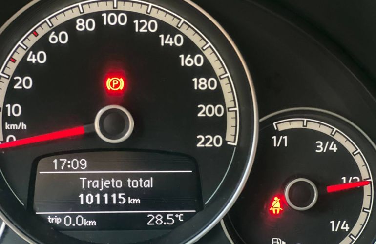 Volkswagen Up! 1.0 12v TSI E-Flex Cross Up! - Foto #2
