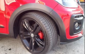 Volkswagen Up! 1.0 12v TSI E-Flex Cross Up! - Foto #3