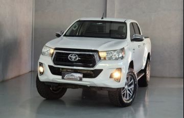 Toyota Hilux 2.7 CD SRV (Aut)