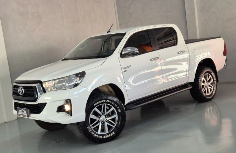 Toyota Hilux 2.7 CD SRV (Aut) - Foto #3