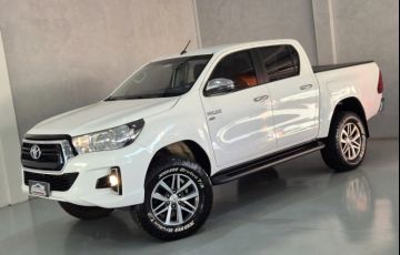 Toyota Hilux 2.7 CD SRV (Aut) - Foto #3
