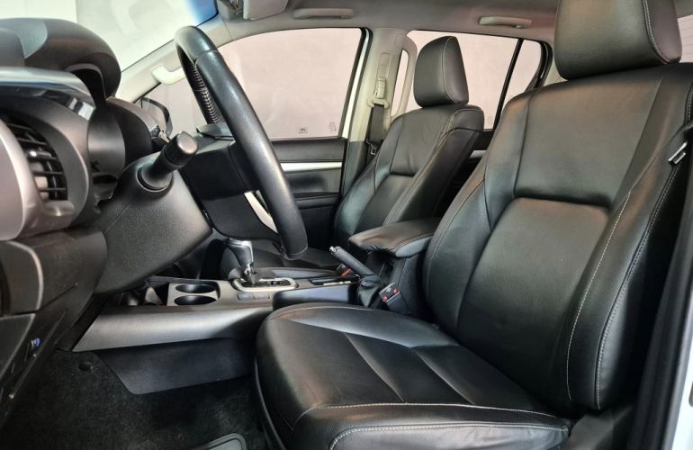 Toyota Hilux 2.7 CD SRV (Aut) - Foto #7