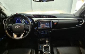 Toyota Hilux 2.7 CD SRV (Aut) - Foto #9