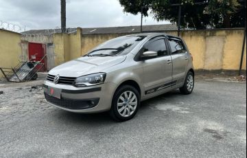 Volkswagen Fox 1.0 Mi 8V Flex 4p Manual - Foto #1